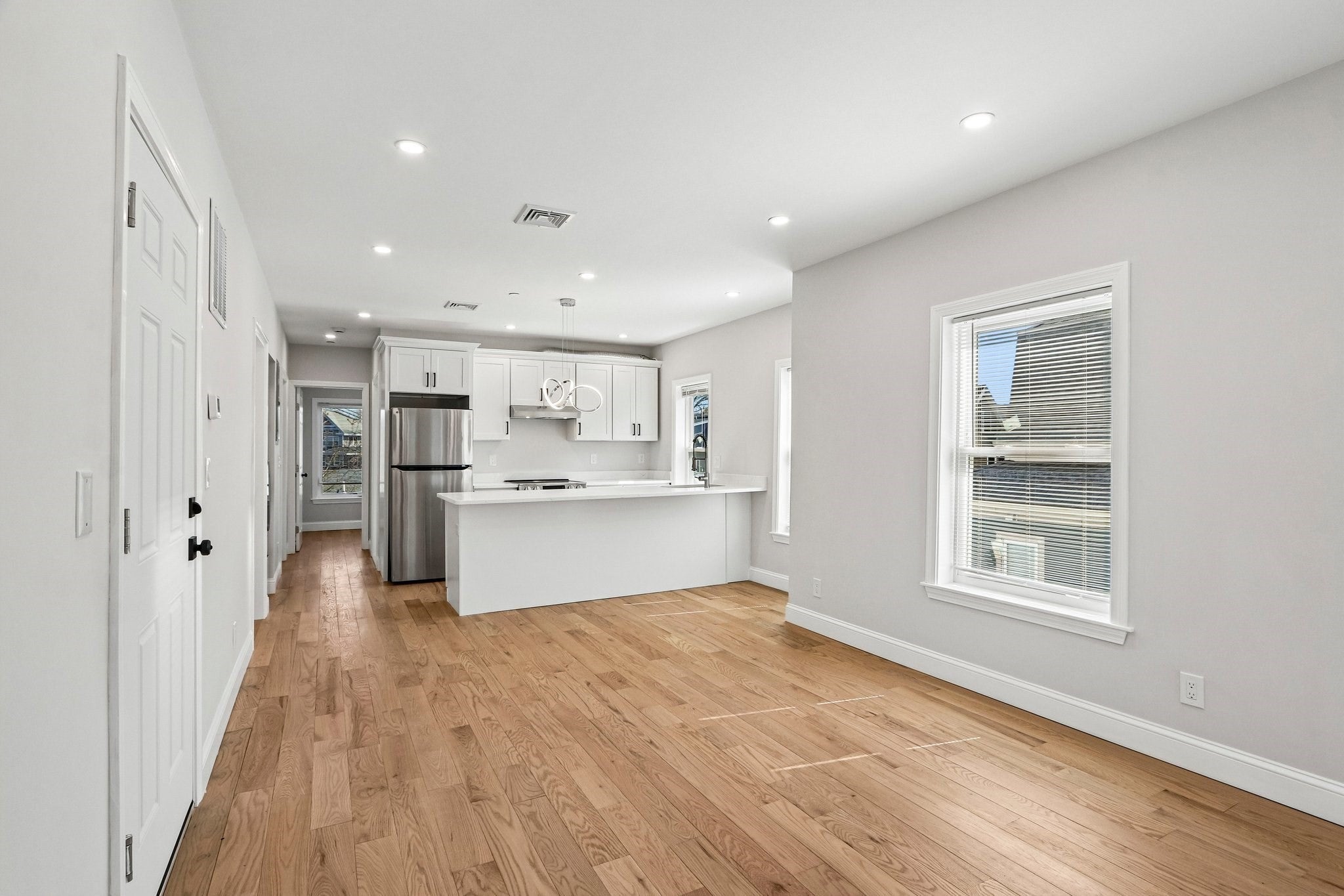 71 Albion St #A, Somerville, MA, 71 Albion St #A, Somerville, MA Photo #3
