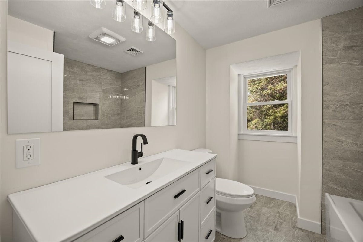 258 Poquanticut Ave, Easton, MA, 258 Poquanticut Ave, Easton, MA Photo #26