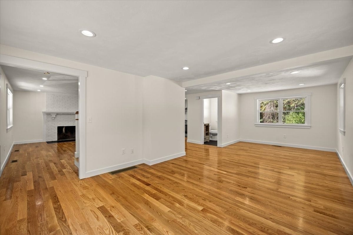 258 Poquanticut Ave, Easton, MA, 258 Poquanticut Ave, Easton, MA Photo #16