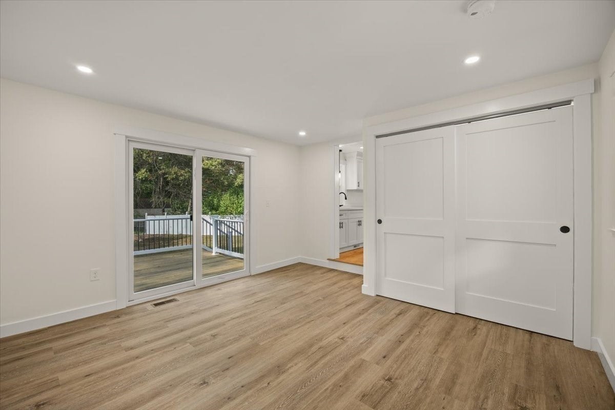 258 Poquanticut Ave, Easton, MA, 258 Poquanticut Ave, Easton, MA Photo #24