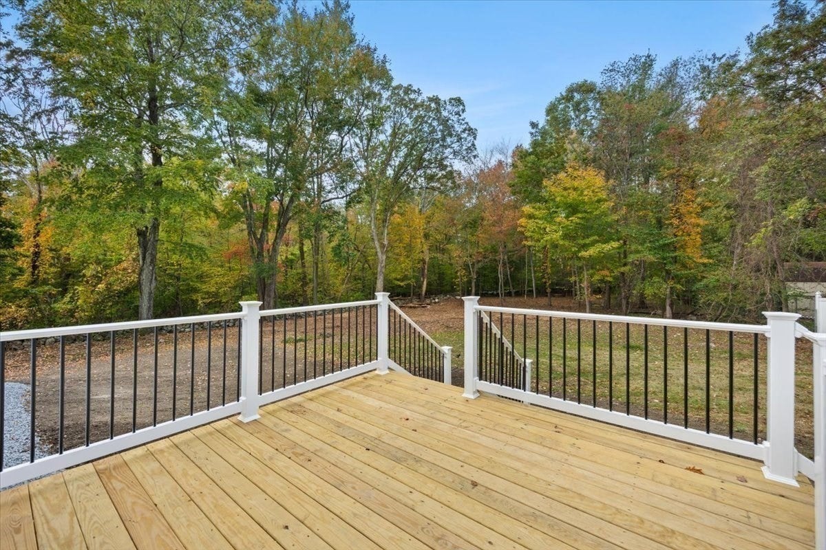 258 Poquanticut Ave, Easton, MA, 258 Poquanticut Ave, Easton, MA Photo #32