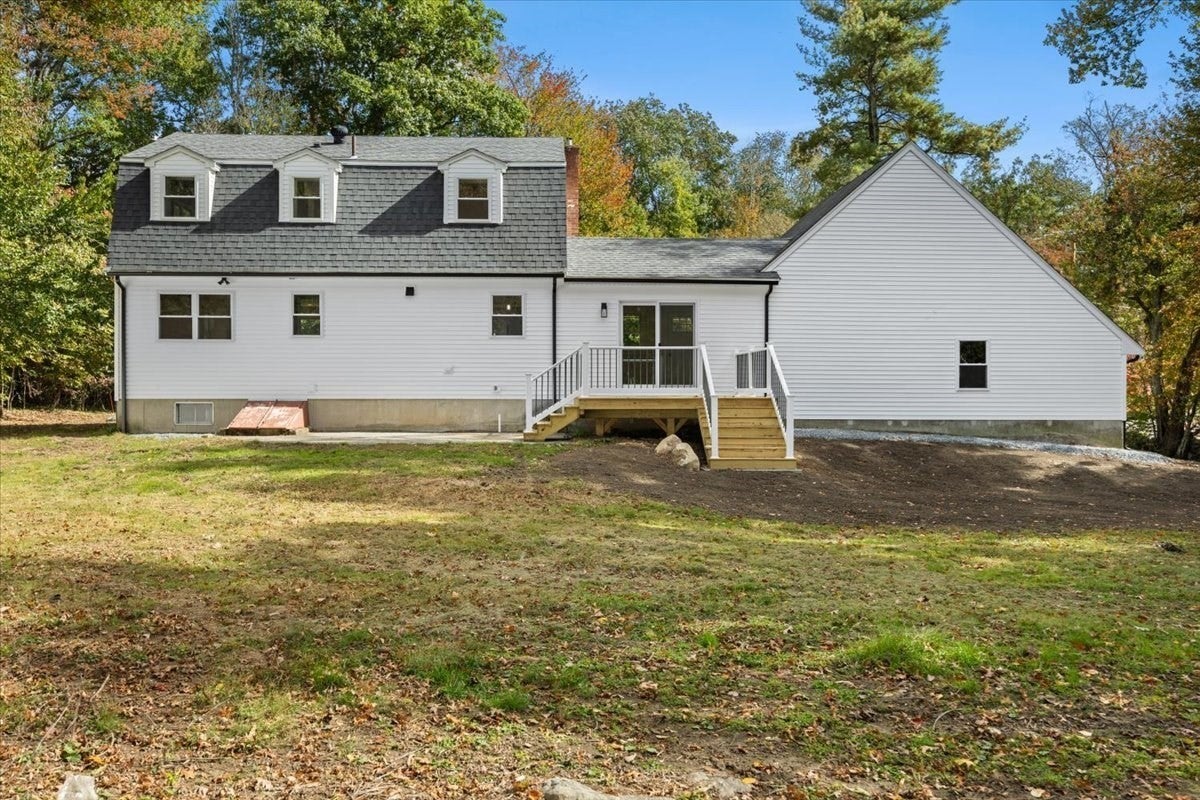 258 Poquanticut Ave, Easton, MA, 258 Poquanticut Ave, Easton, MA Photo #3