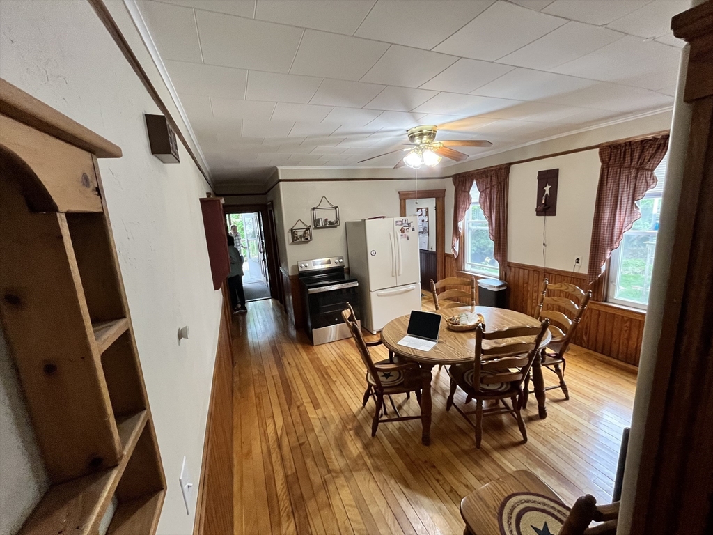 21-23 Coombs St