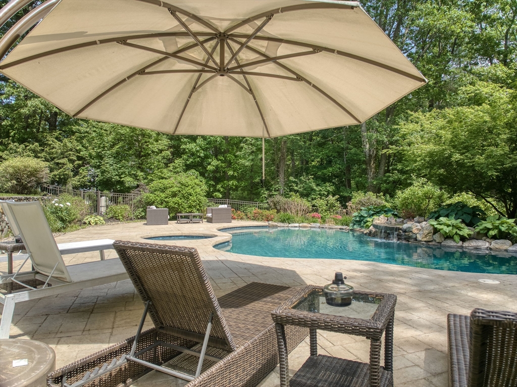171 Brentwood Cir