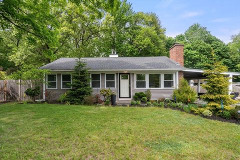 Photo of 16 Maybury Rd, Maynard, MA 01754 (MLS # 73524169)