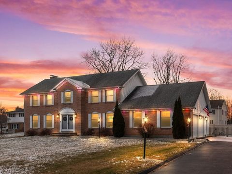 36 Lyons Rd Dudley MA 01571