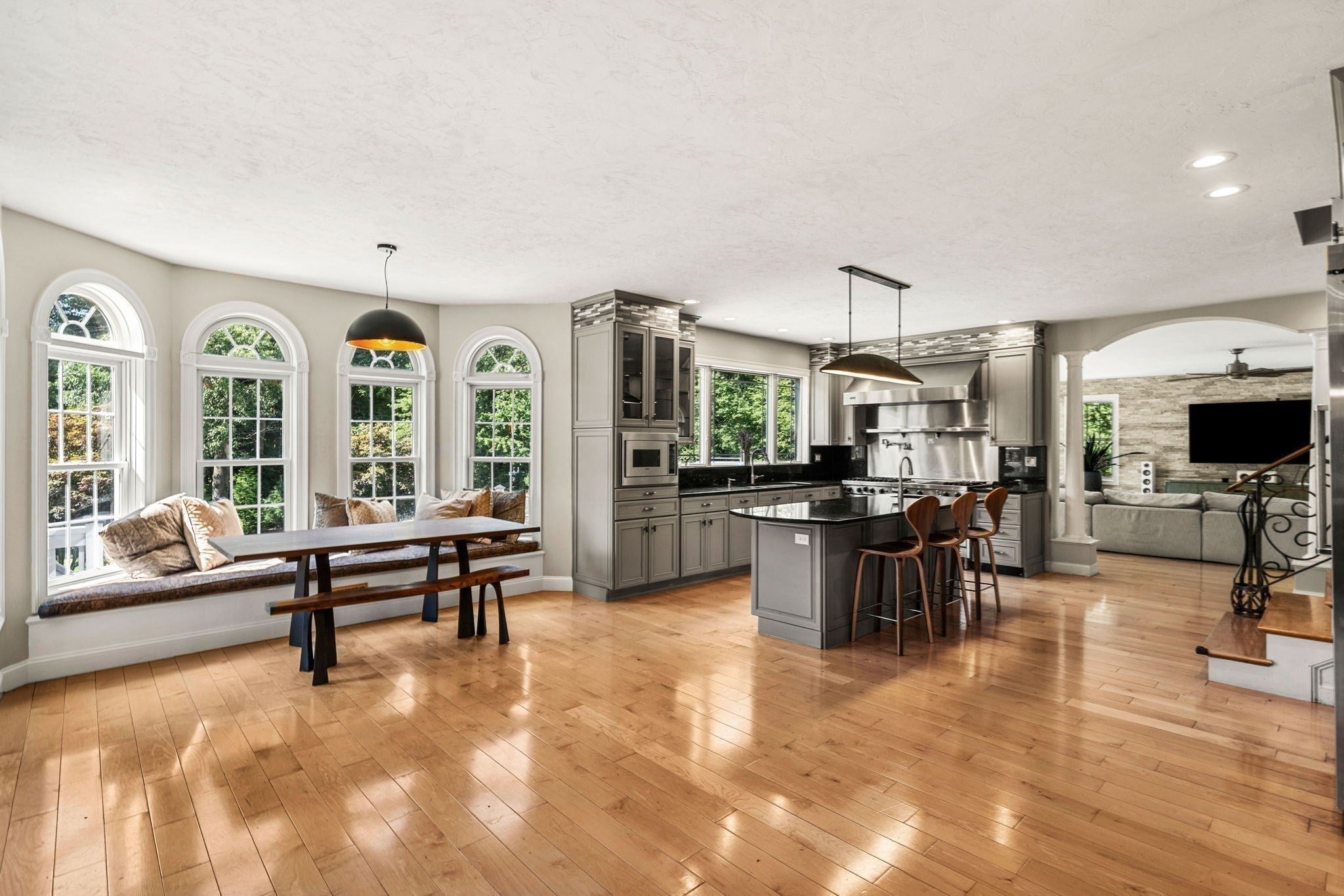 9 Grandview Rd, North Reading, MA Photo #8