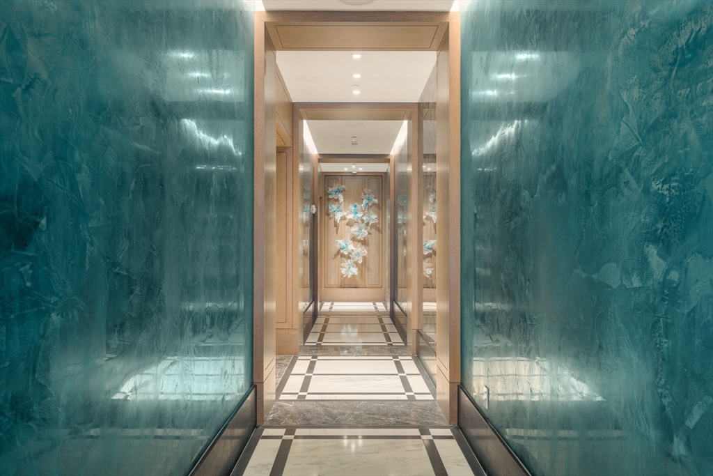 150 Seaport Blvd. 8A