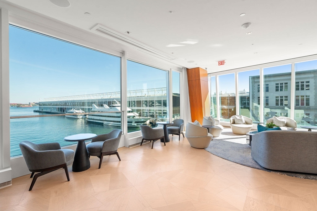 150 Seaport Blvd. 8A