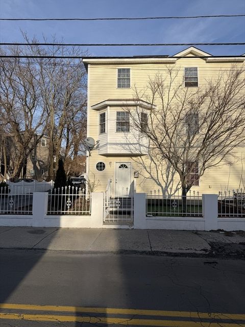 545 Hampshire St 545 Lawrence MA 01841