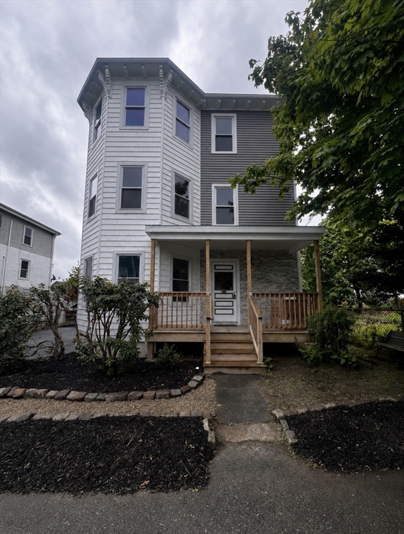 19 Reeves St, Worcester, MA Photo #1