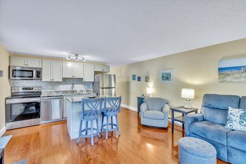 Photo of 844 Route 28 #2A, Yarmouth, MA 02664 (MLS # 73450616)