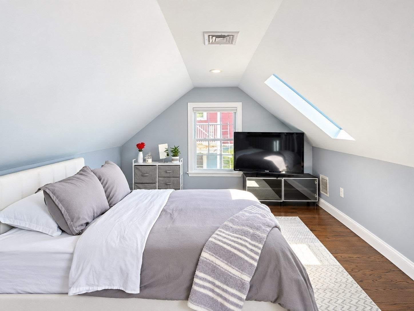 7 Lowell Ter #7, Somerville, MA Photo #17