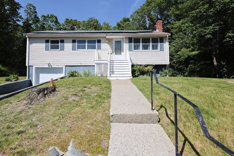 22 Stratford Ave Avon MA 02322