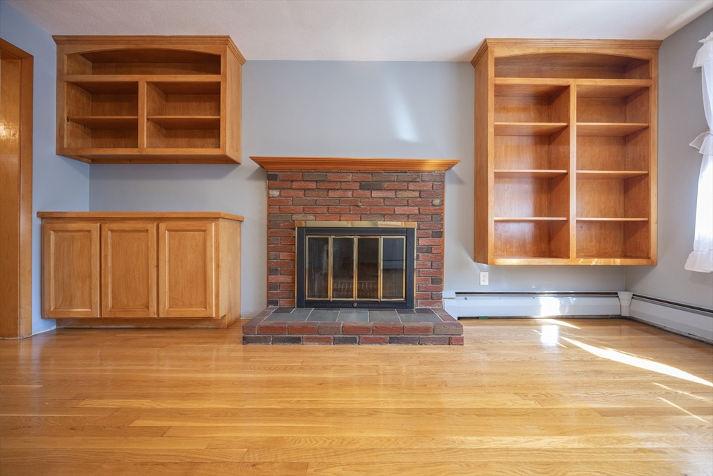 22 Stratford Ave