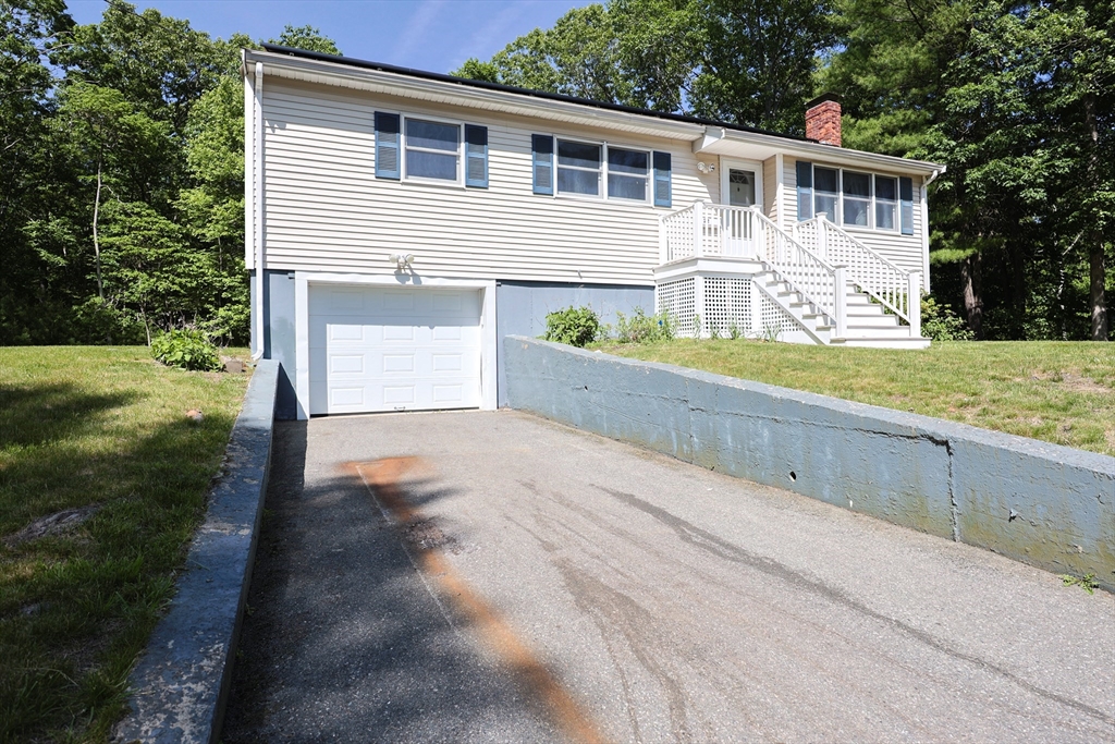22 Stratford Ave