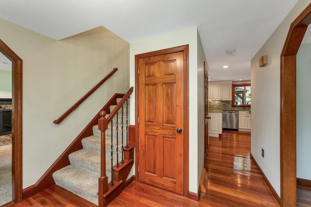 160 Pelczar Rd, Dracut, MA, 160 Pelczar Rd, Dracut, MA Photo #5