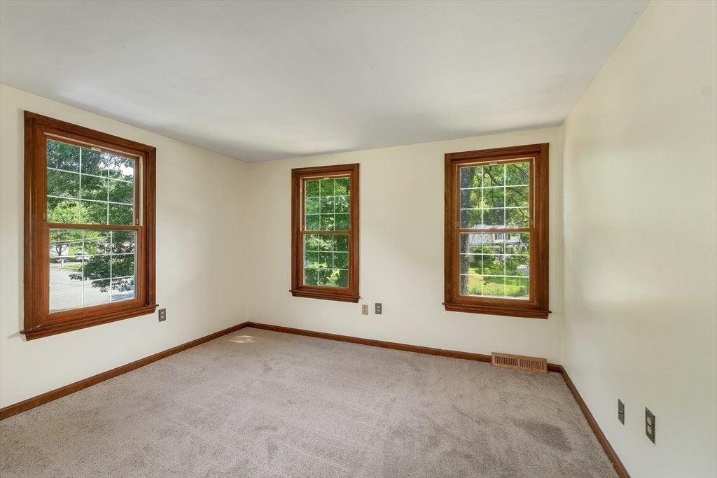 160 Pelczar Rd, Dracut, MA, 160 Pelczar Rd, Dracut, MA Photo #27