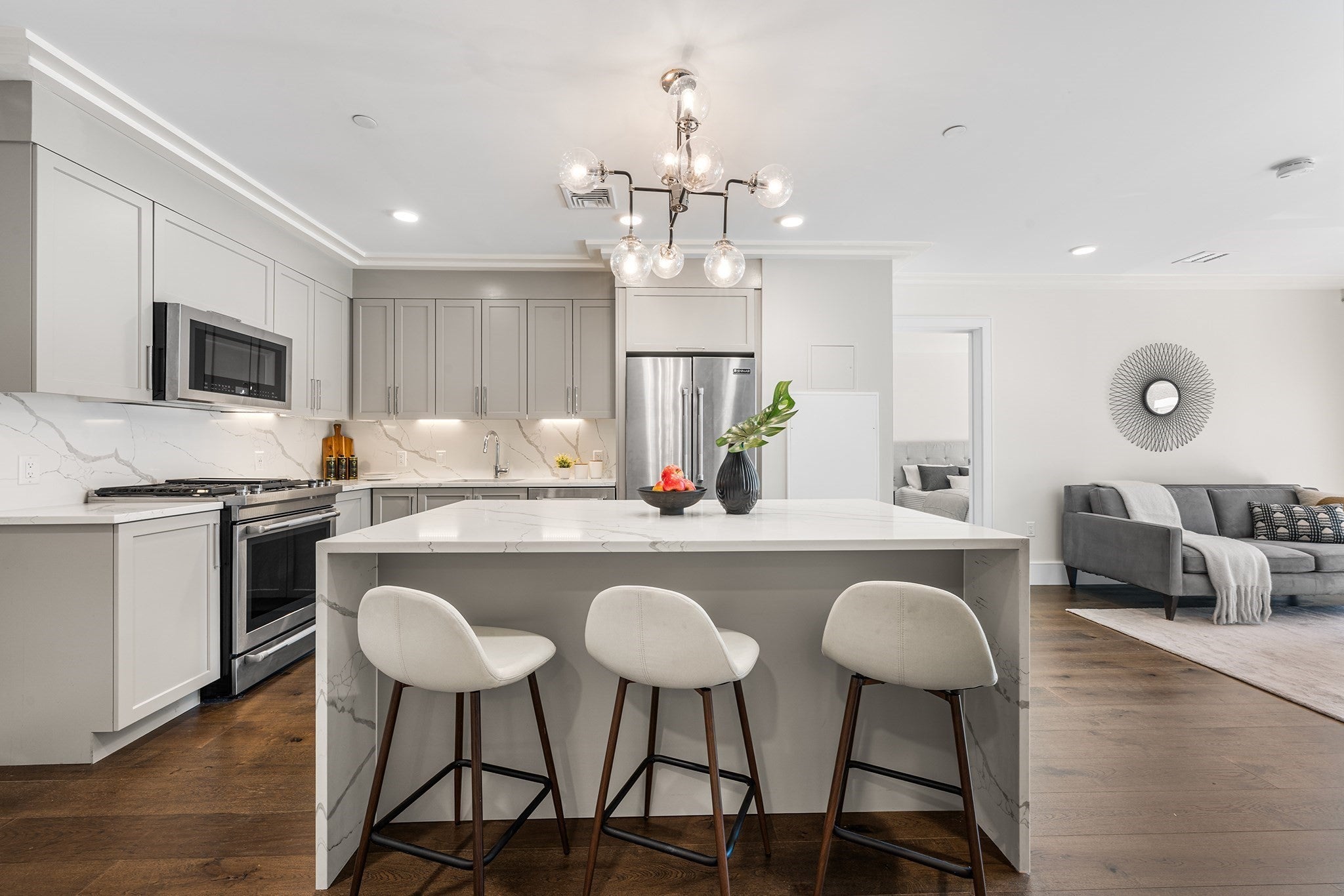 214 Market St 205