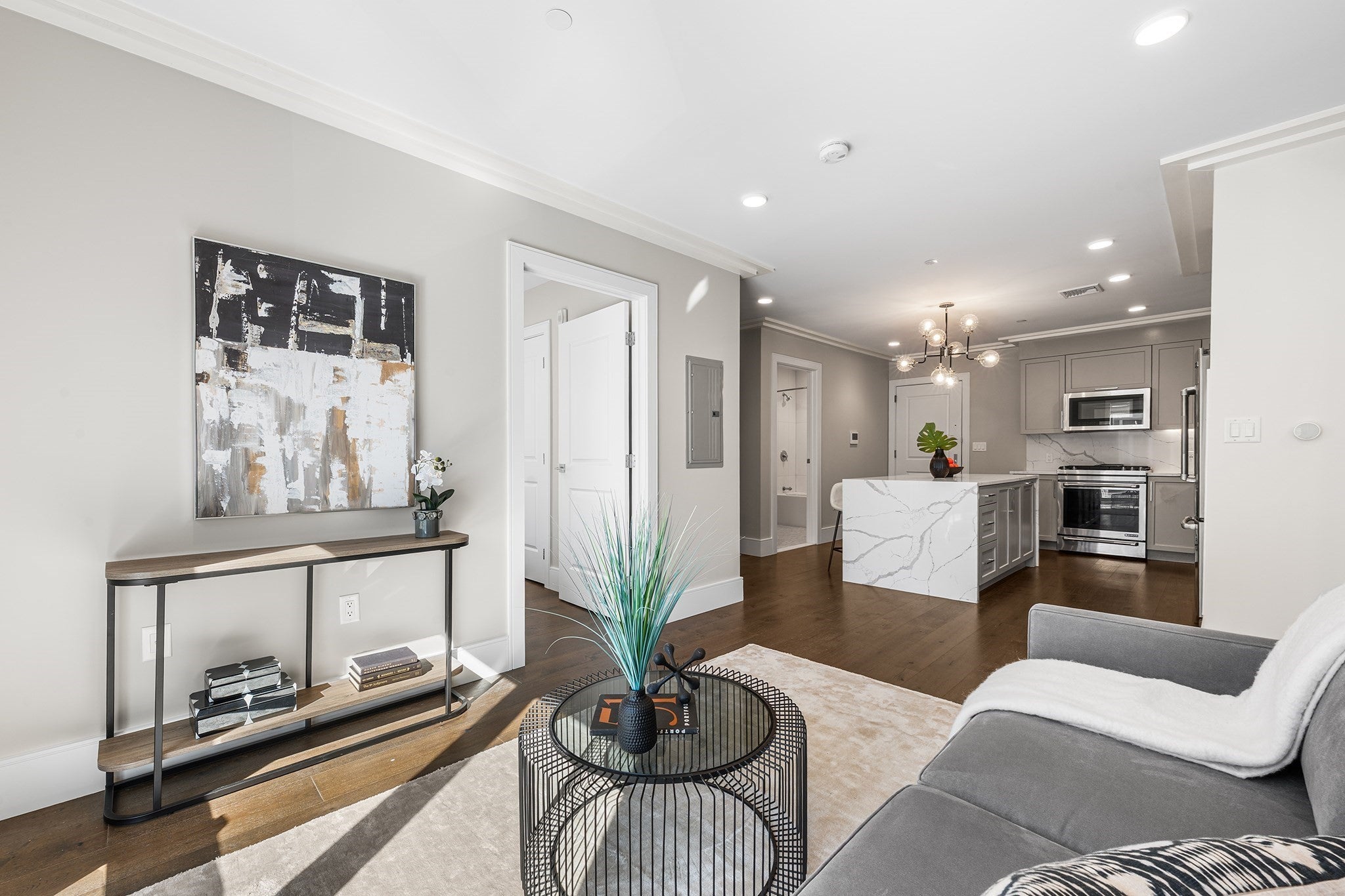 214 Market St 205