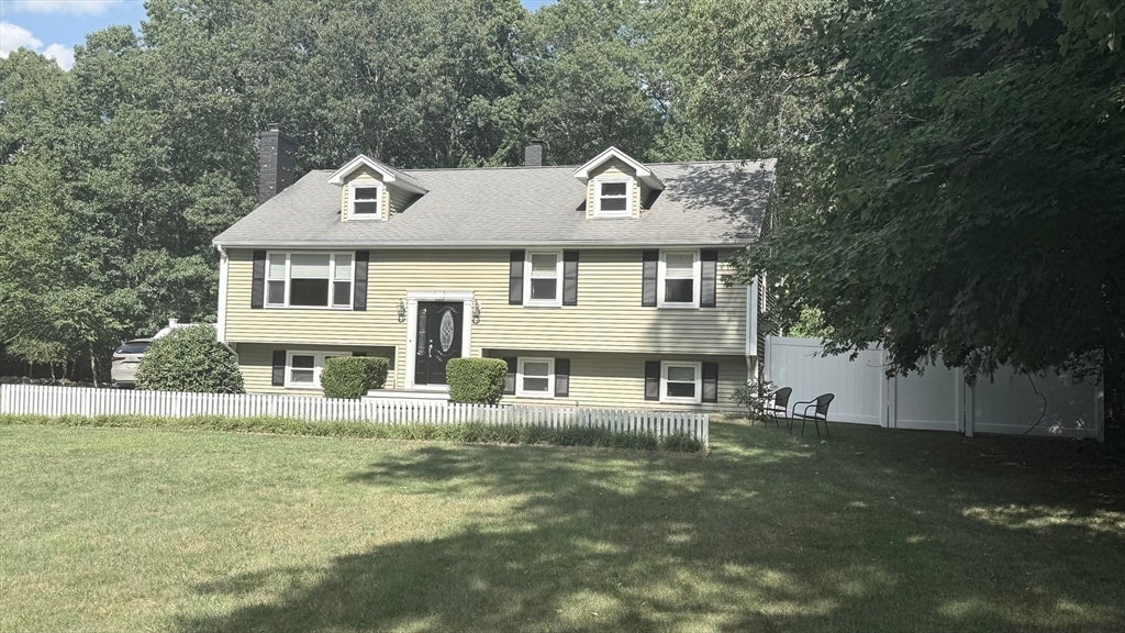 258 State St, Hanson, MA Photo #1