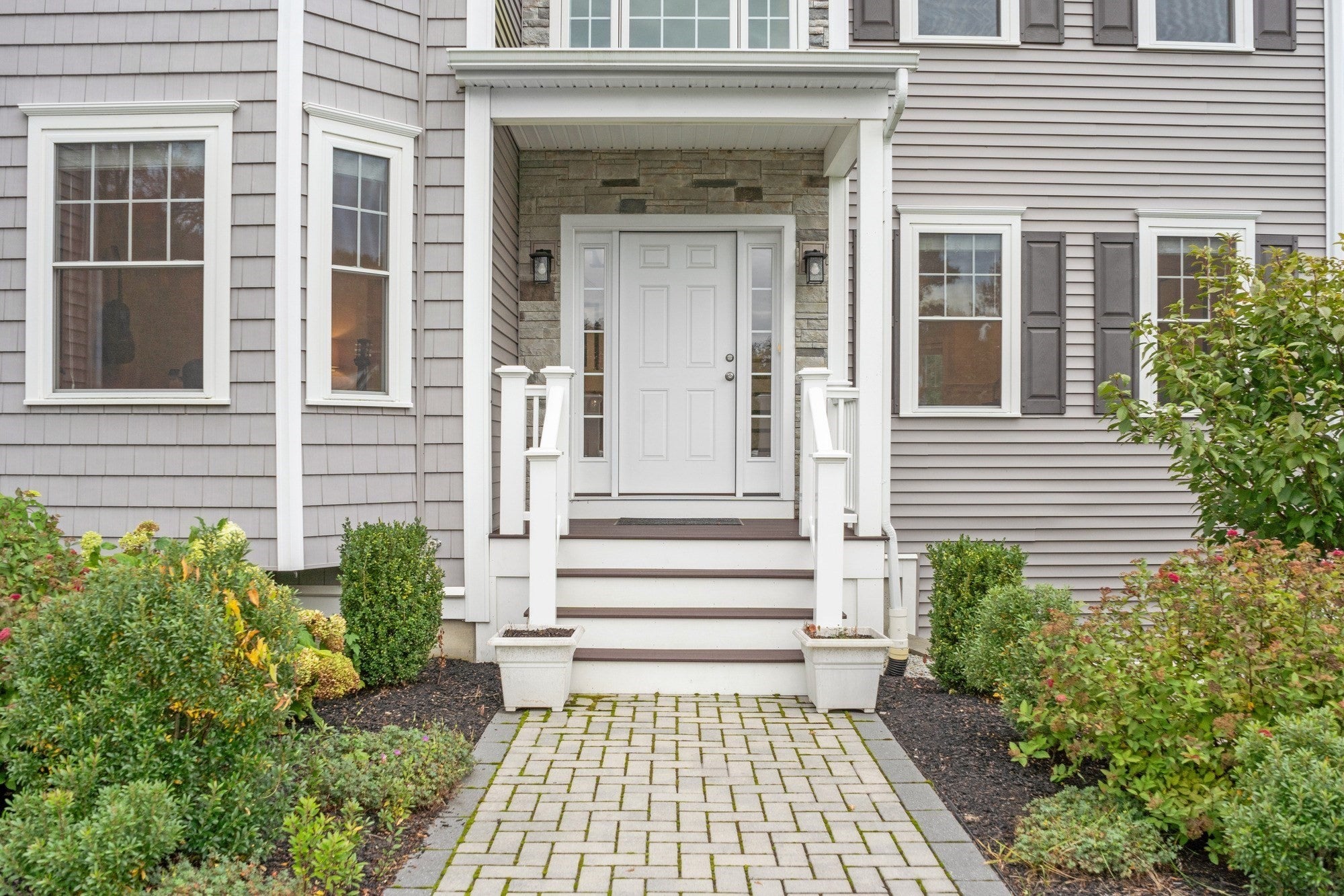 17 Chamberlain Rd, Westford, MA Photo #3