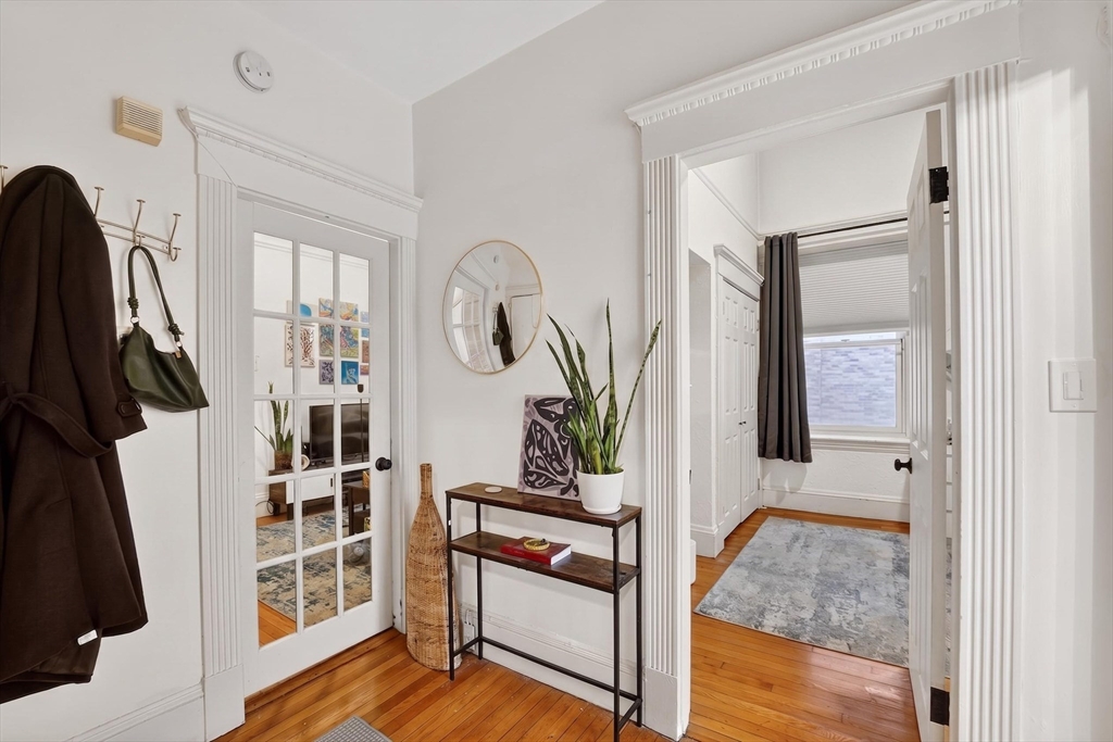 8 Garrison St 111