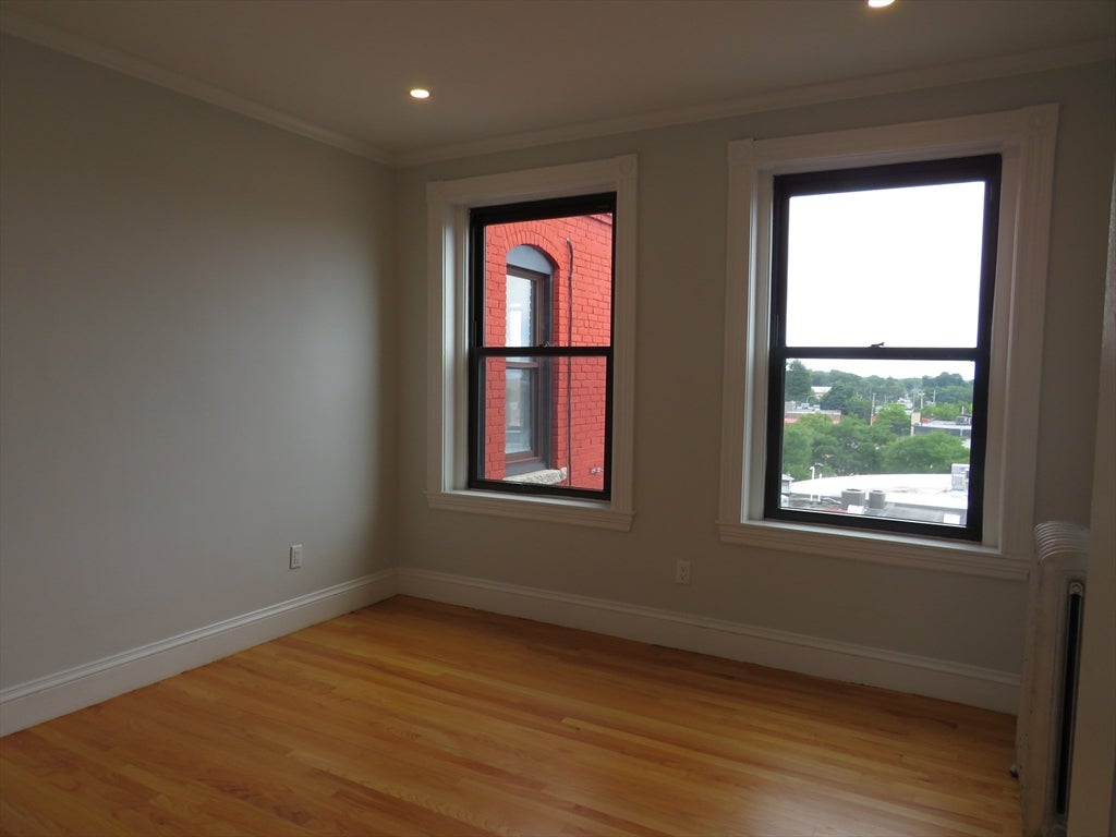 648 Washington Street 20