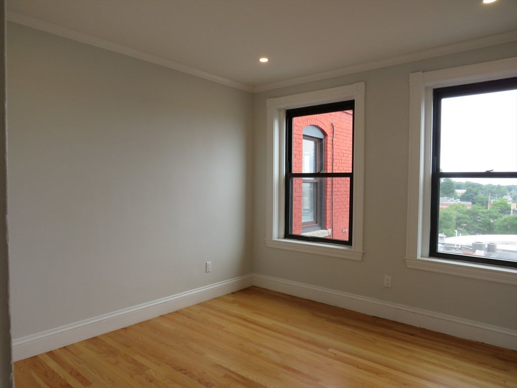 648 Washington Street 20