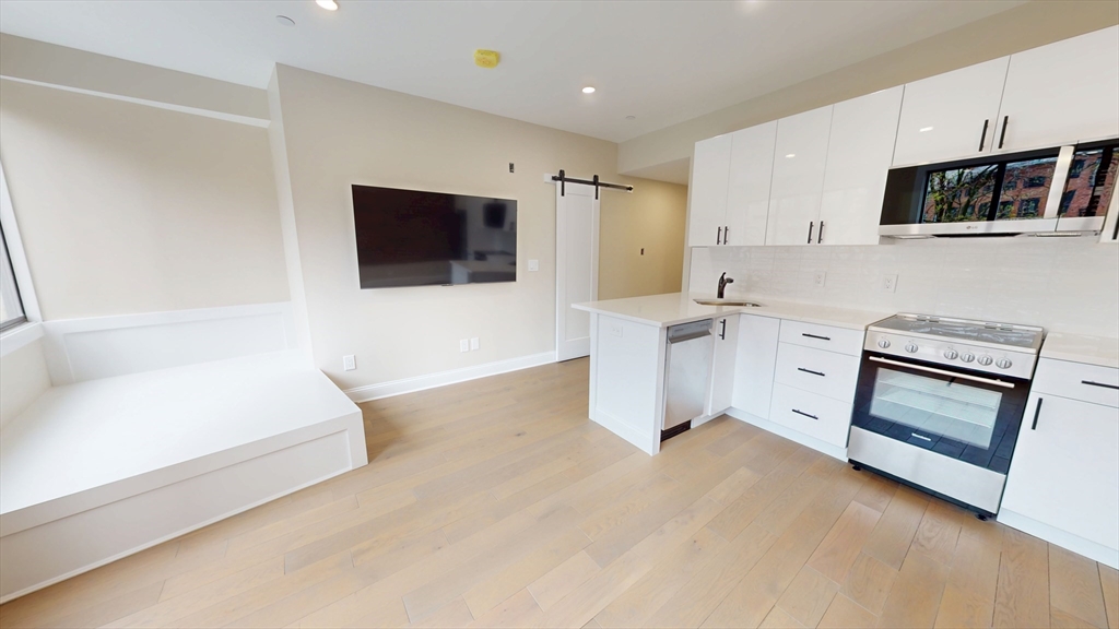 31-35 India St #304, Boston, MA, 31-35 India St #304, Boston, MA Photo #2