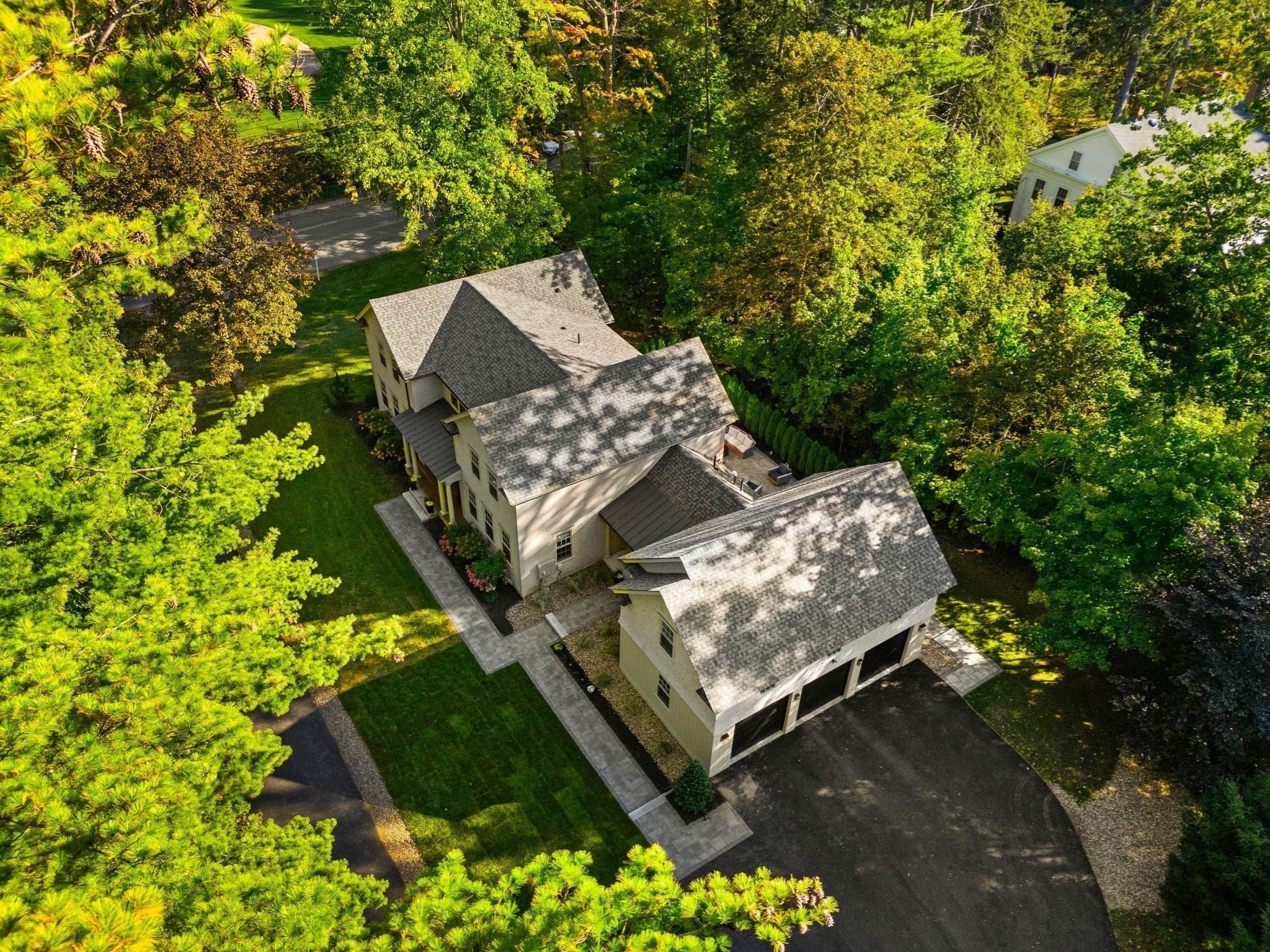 26 Toppans Ln