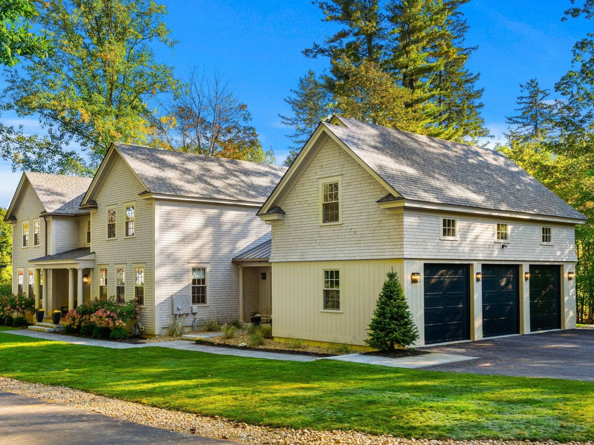26 Toppans Ln