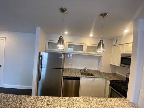 Photo of 27 Bowdoin St #5B, Boston, MA 02114 (MLS # 73489755)