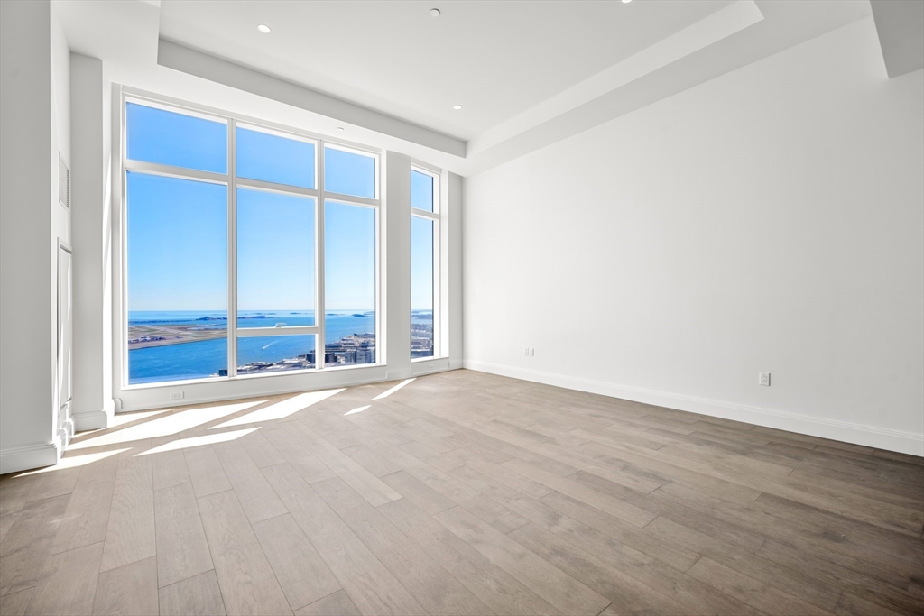 240 Devonshire Street PH 2F