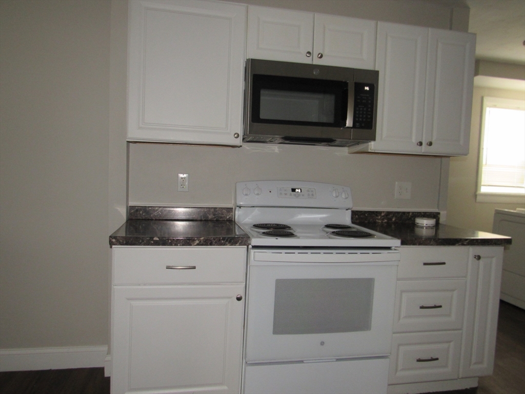 19 Chapman St 2nd Floor