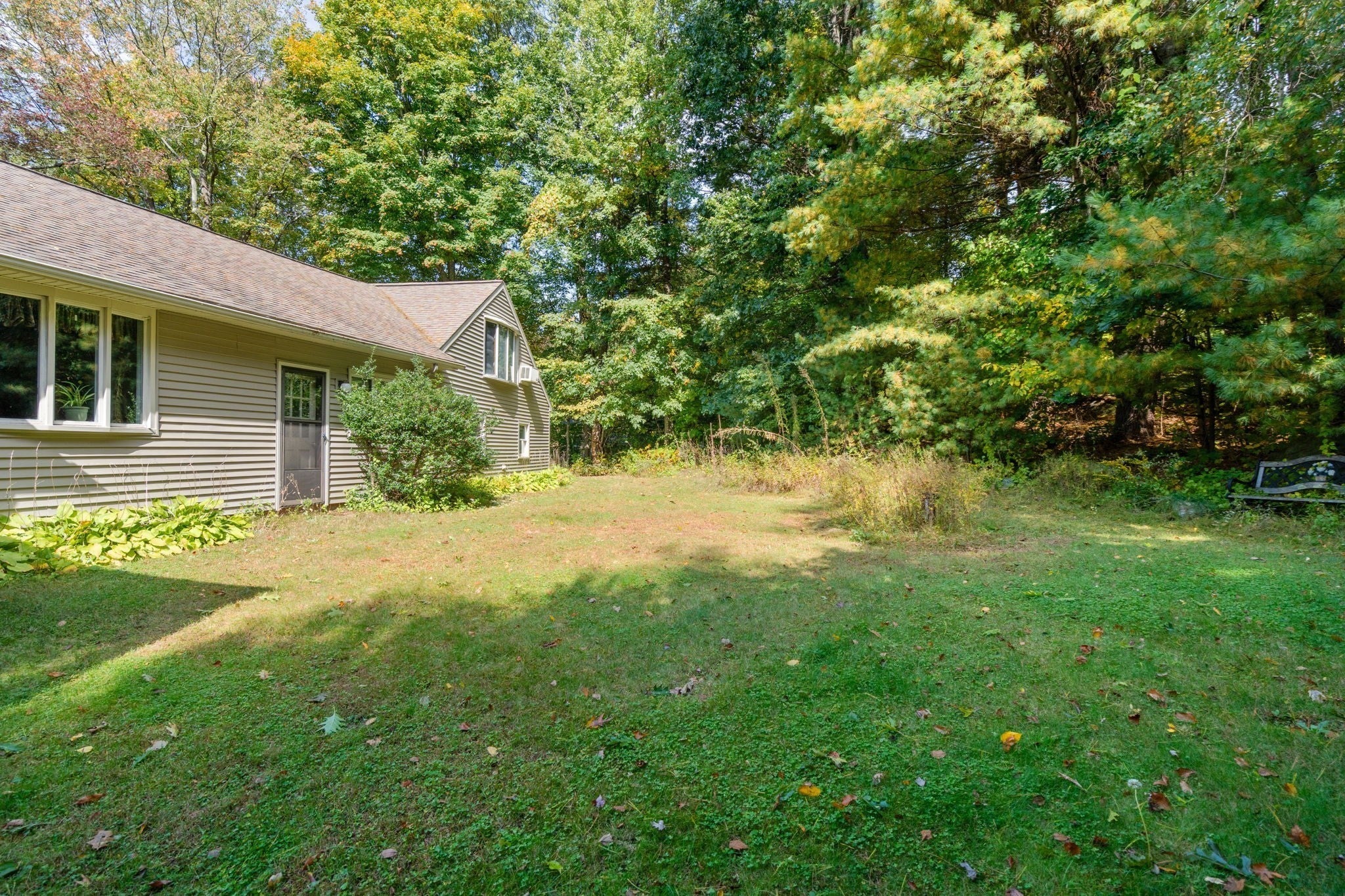465 Greenwood St, Millbury, MA, 465 Greenwood St, Millbury, MA Photo #27