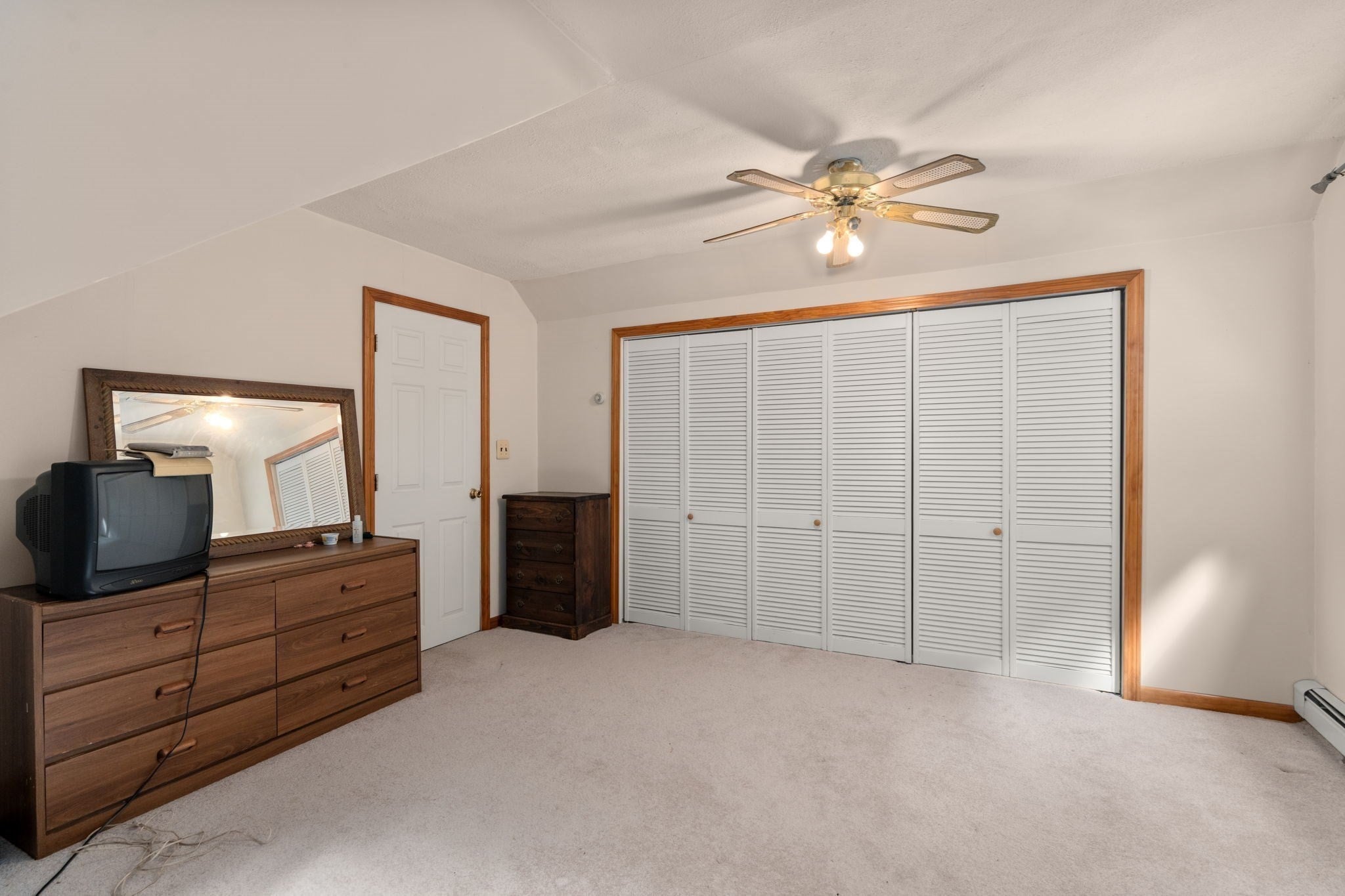 465 Greenwood St, Millbury, MA, 465 Greenwood St, Millbury, MA Photo #21
