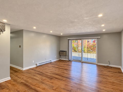 Photo of 54 Fountain Ln #5, Weymouth, MA 02190 (MLS # 73594859)