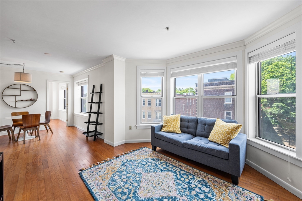 120 Mountfort St 302