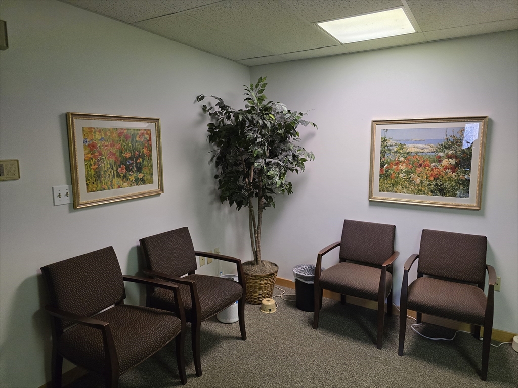 323 Boston Post Rd 3C & 3D