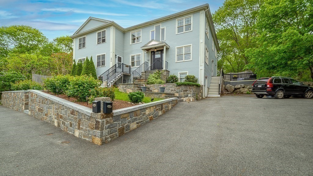 32 Witham St B