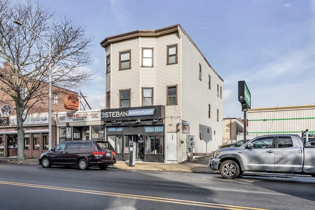 132-134 S Broadway