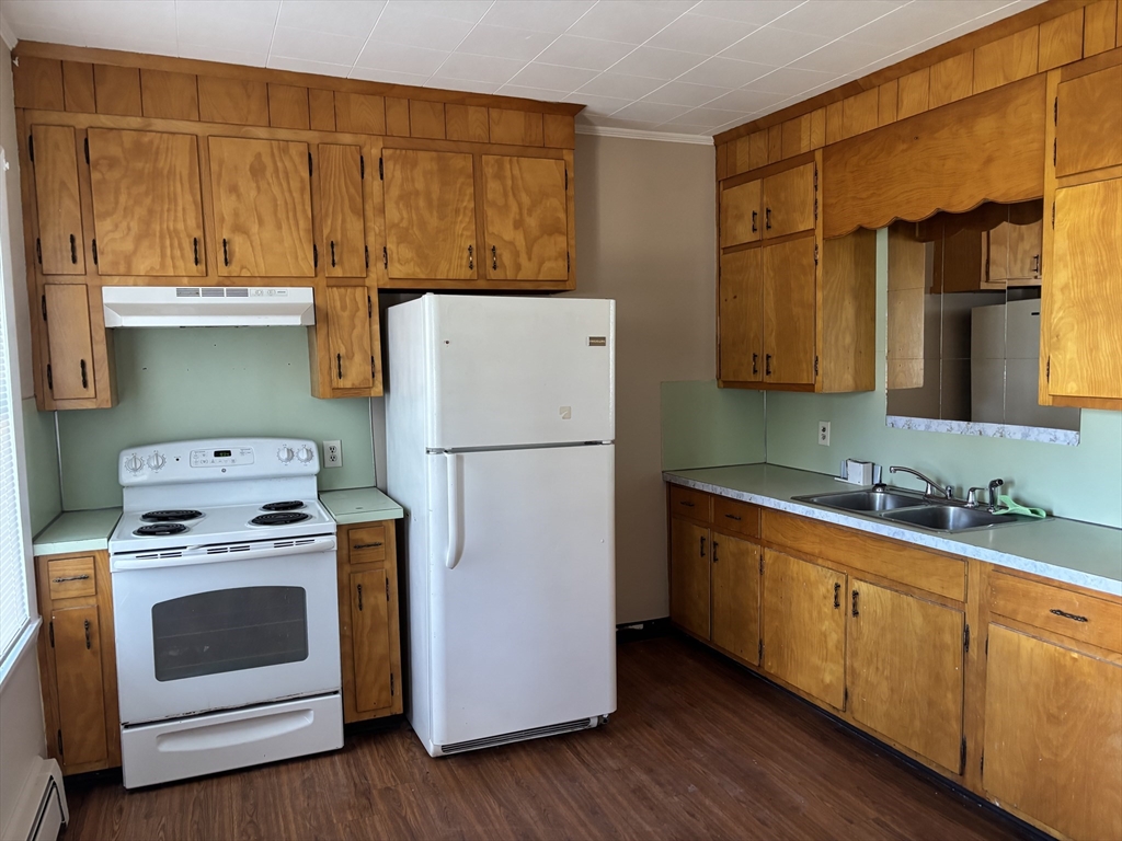 24-26 Cedar Street #1, Milford, MA, 24-26 Cedar Street #1, Milford, MA Photo #4