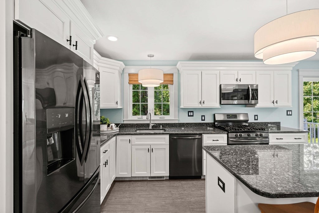 431 River St, Dunstable, MA, 431 River St, Dunstable, MA Photo #3