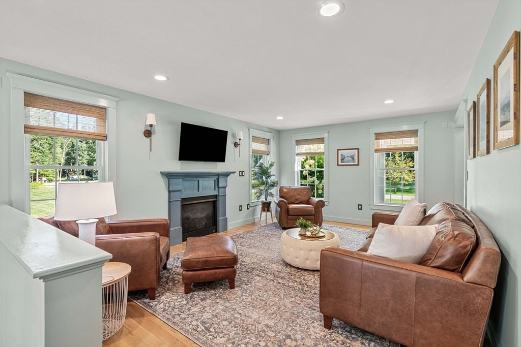 431 River St, Dunstable, MA, 431 River St, Dunstable, MA Photo #10