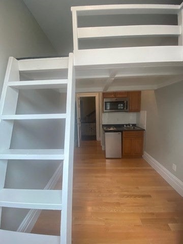 507 Beacon 8