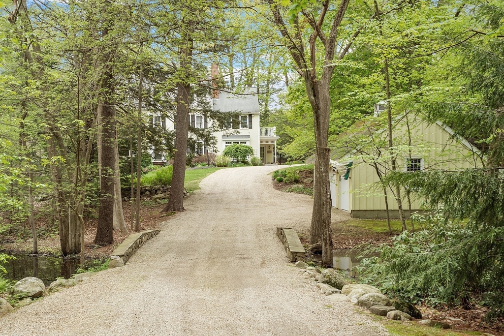234 Brentwood Circle