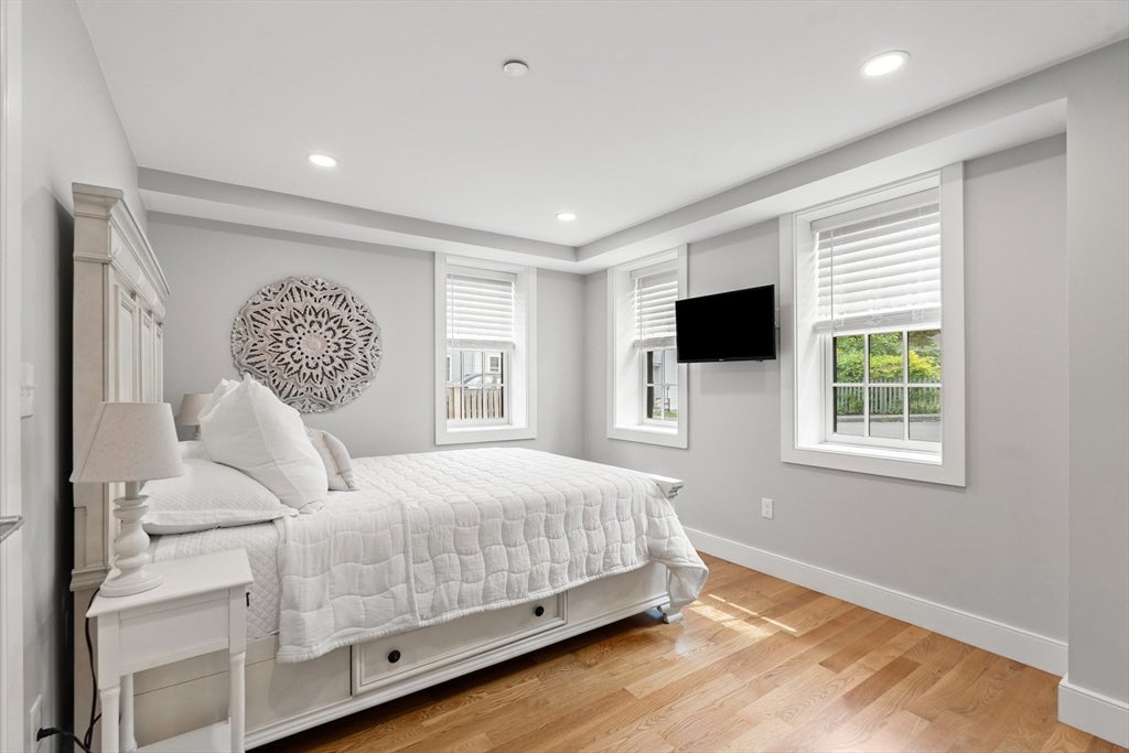 8 Hale Street #1, Rockport, MA Photo #12