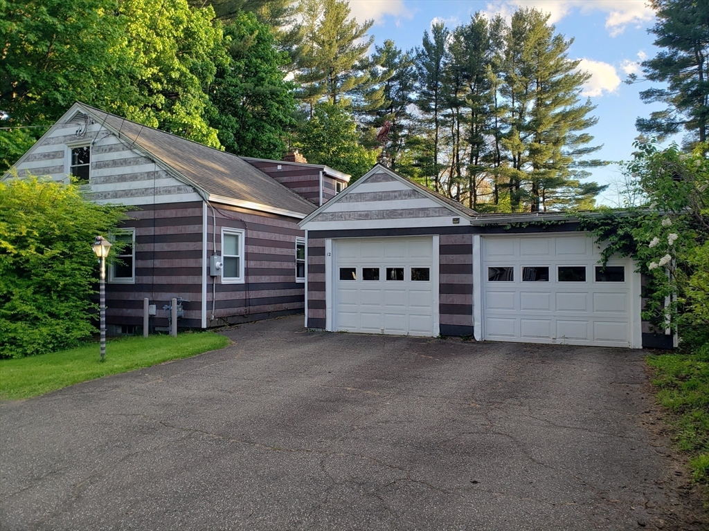 12 Greenwood Ct