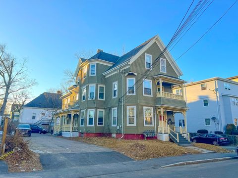 127 Newbury St Brockton MA 02301
